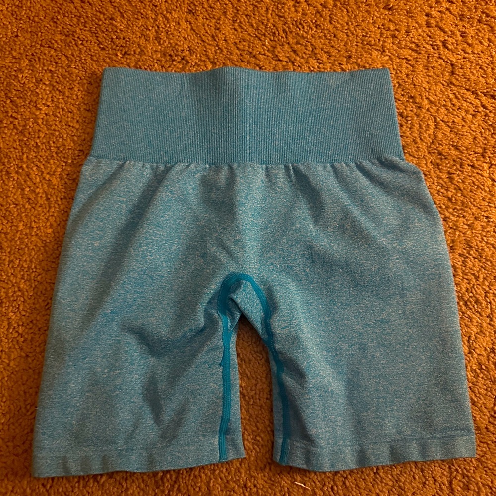 NVGTN Caribbean scrunch seamless shorts